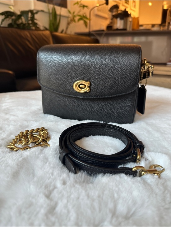 Coach Handbags - Coach Cassie 19 | Like New Condition